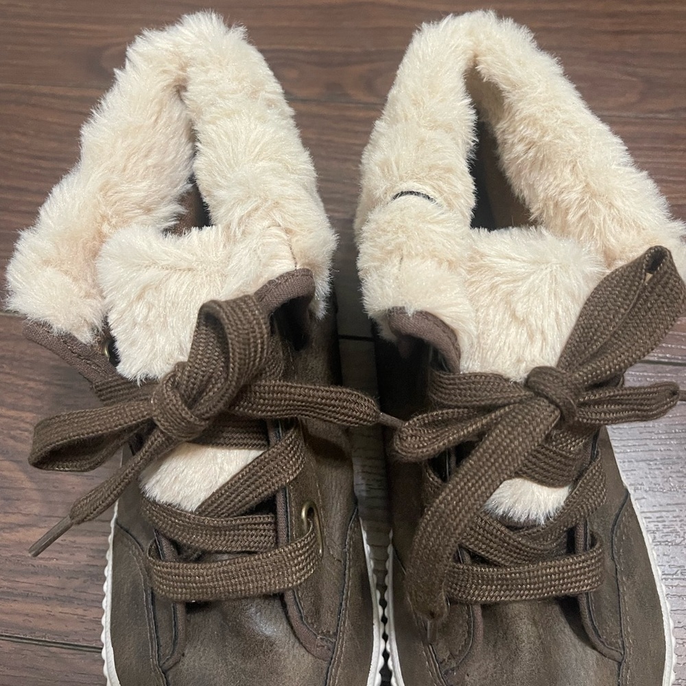 Blowfish Malibu Women's Fold Down Sneaker Boot - Picture 3 of 13